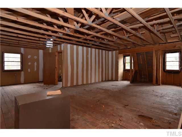 1905 Manuel Street Raleigh, NC 27612 - Photo 19 of 23