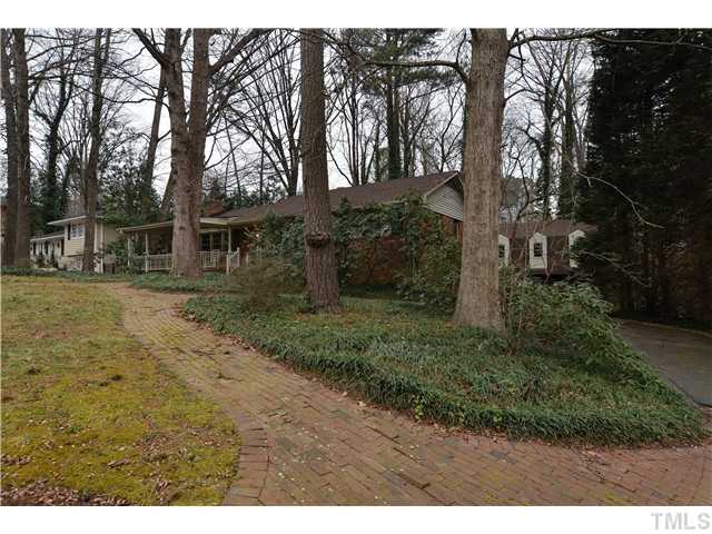 1905 Manuel Street Raleigh, NC 27612 - Photo 2 of 23