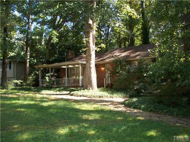 1905 Manuel Street Raleigh, NC 27612 - Photo 3 of 23