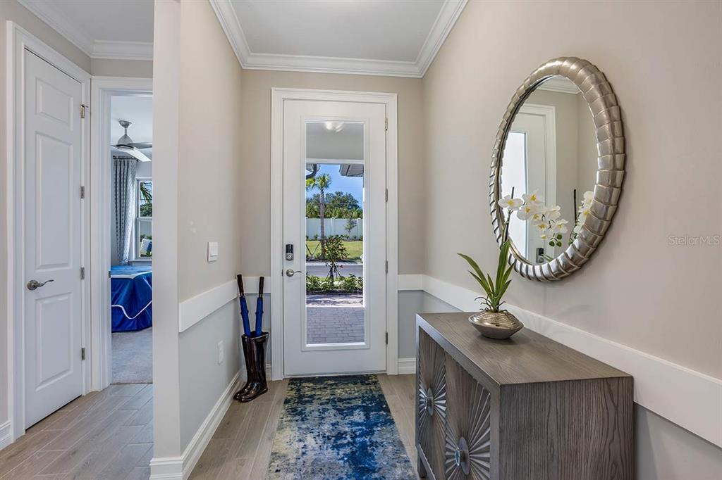 748 Ravello Boulevard Nokomis, FL 34275 - Photo 2 of 34