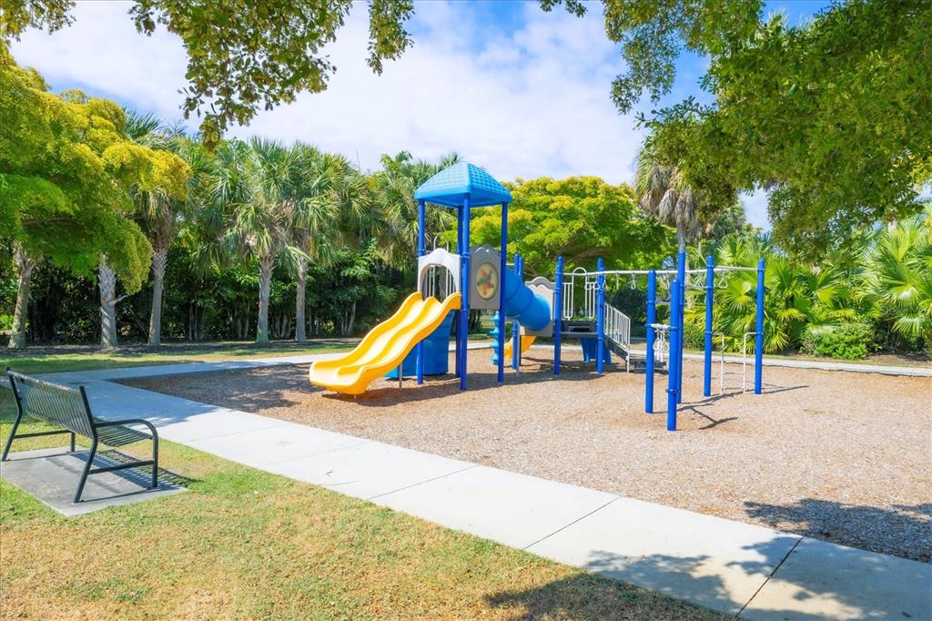 748 Ravello Boulevard Nokomis, FL 34275 - Photo 26 of 34