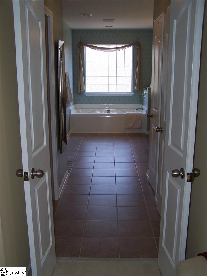 2 Timlin Drive Greenville, SC 29607 - Photo 24 of 35 Gallery Image 24