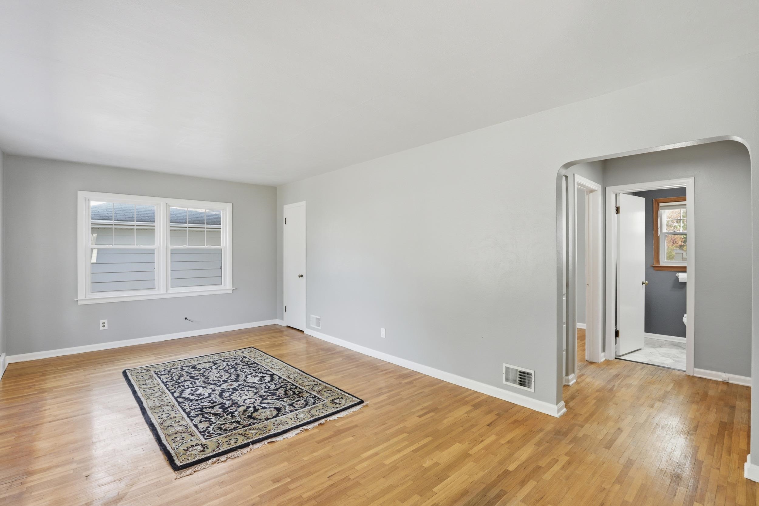 3440 Rolston Street Fort Wayne, IN 46805 - Photo 5 of 29 Gallery Image 5