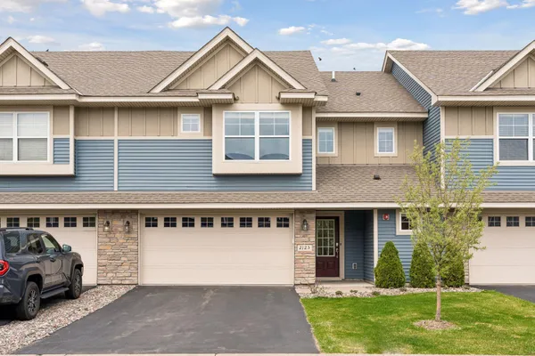 $340,000 | 2125 Bay Drive, Hugo, MN 55038