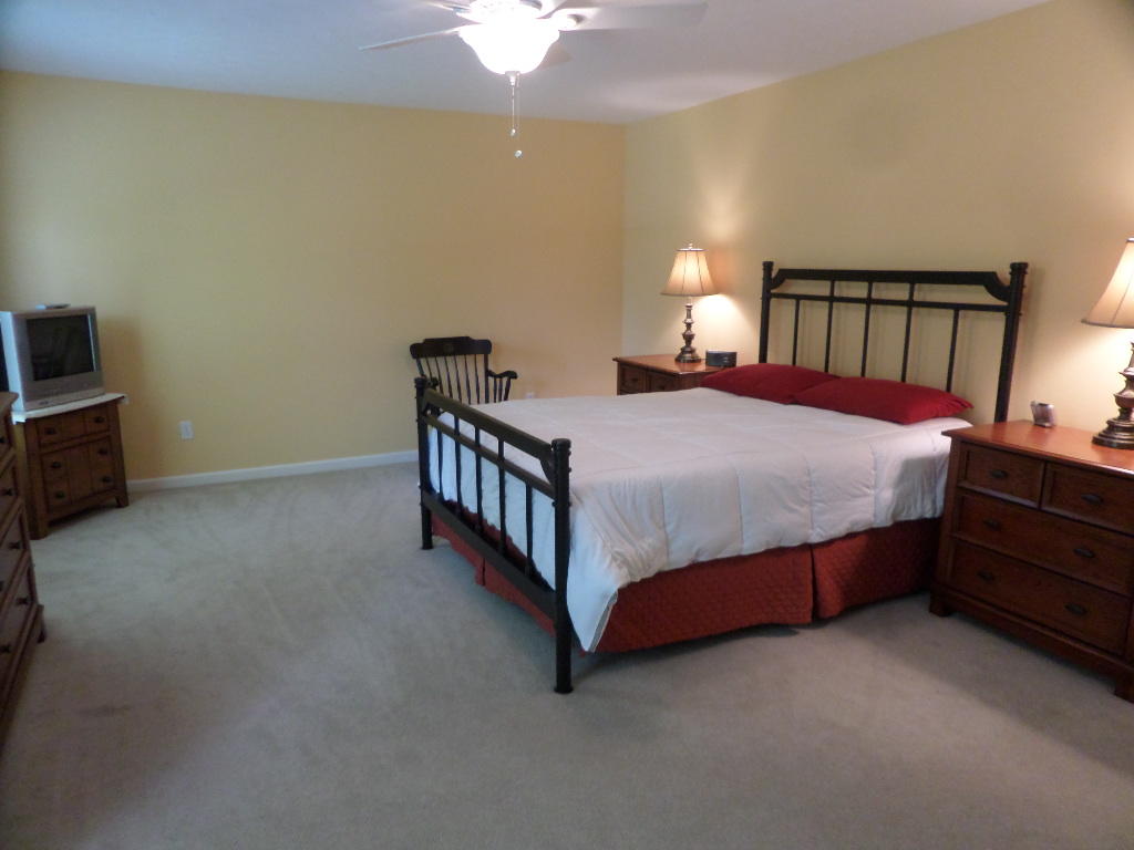 112 Blue Ridge Court Oak Ridge, TN 37830 - Photo 4 of 25 SAM_0103