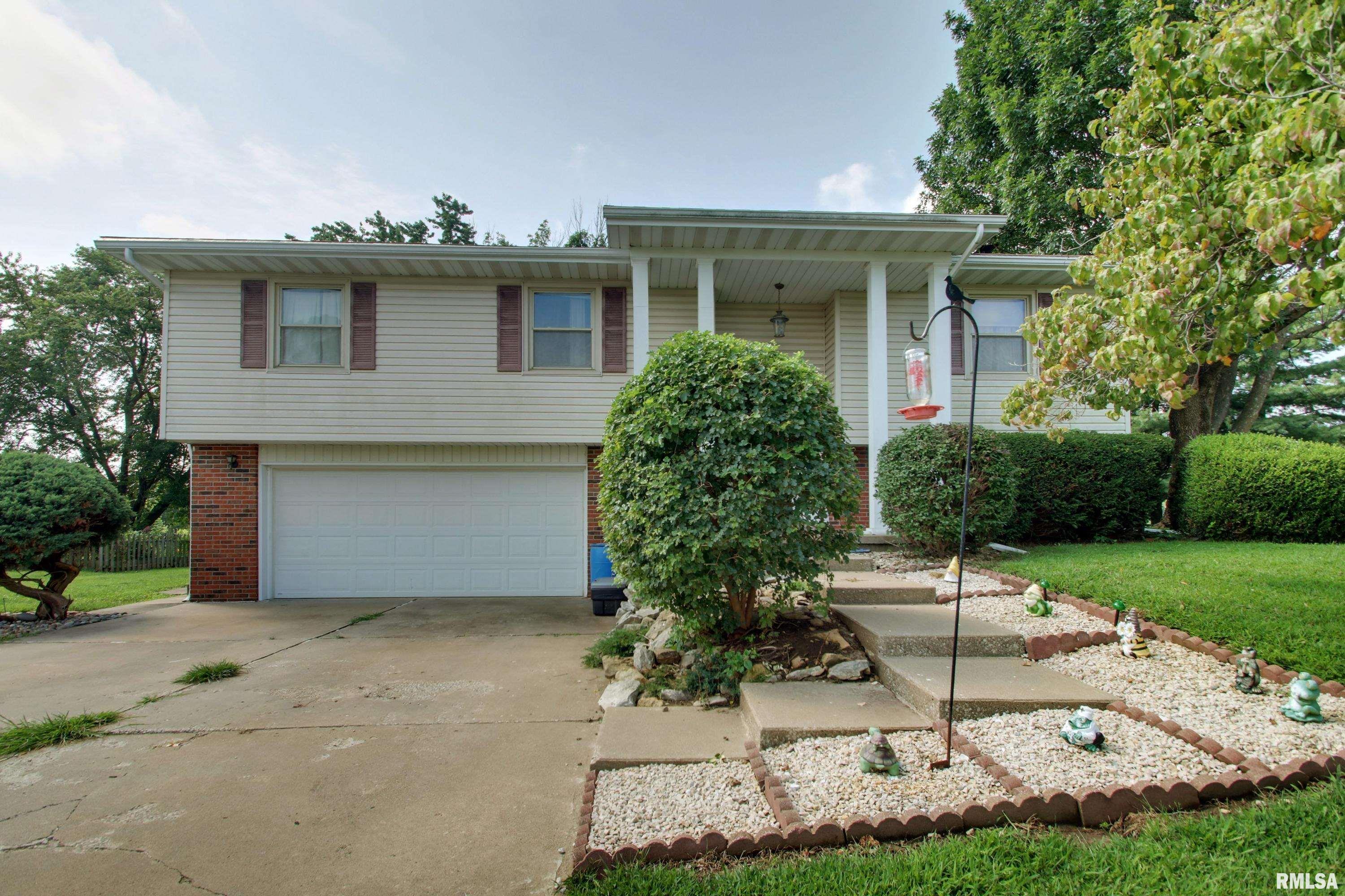 4526 Payson Road Quincy, IL 62305 - Photo 20 of 25 Gallery Image 20