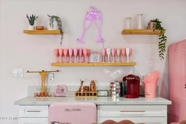 $750,000 | 2190 East Greenway Drive, Tempe, AZ 85282