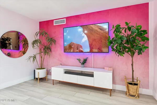 $750,000 | 2190 East Greenway Drive, Tempe, AZ 85282