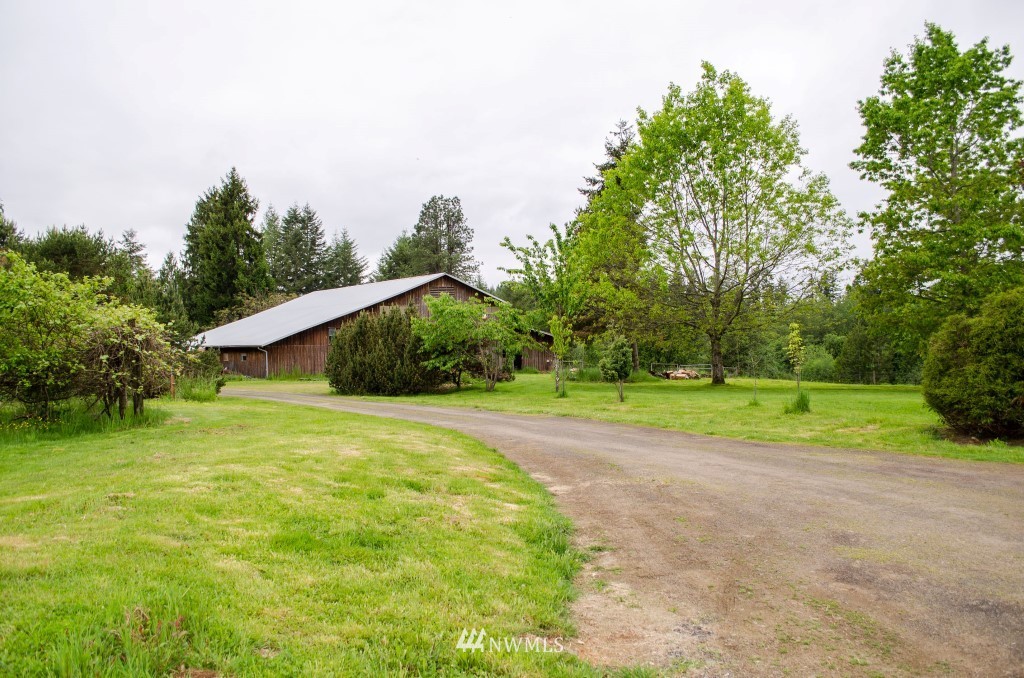 318 Kruger Road Onalaska, WA 98570 - Photo 10 of 25