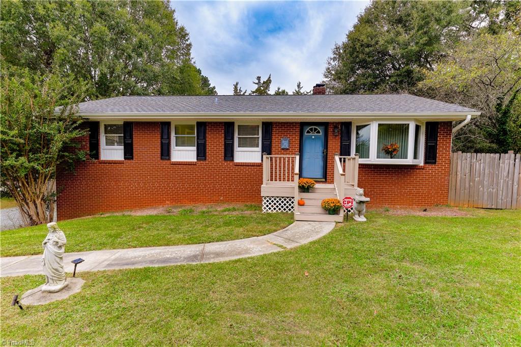 3560 Manoa Road Pfafftown, NC 27040 - Photo 1 of 22 Gallery Image 1