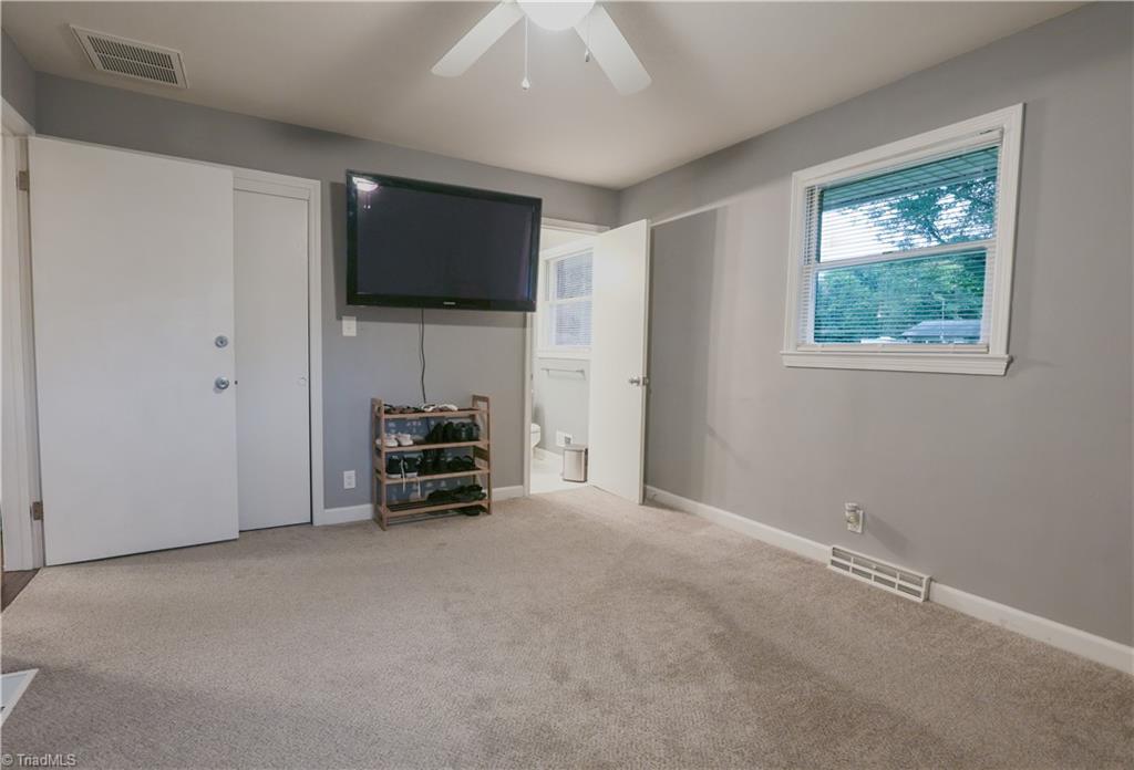 3560 Manoa Road Pfafftown, NC 27040 - Photo 15 of 22 Gallery Image 15