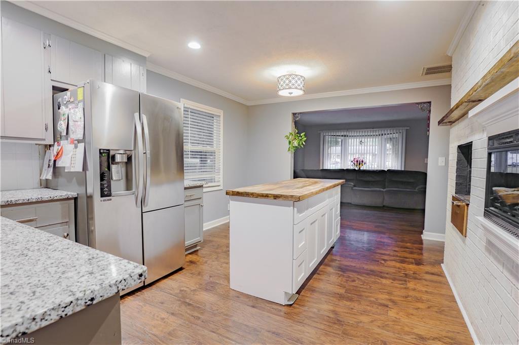 3560 Manoa Road Pfafftown, NC 27040 - Photo 4 of 22 Gallery Image 4