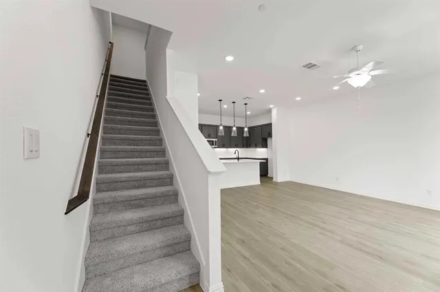 a view of entryway and hall