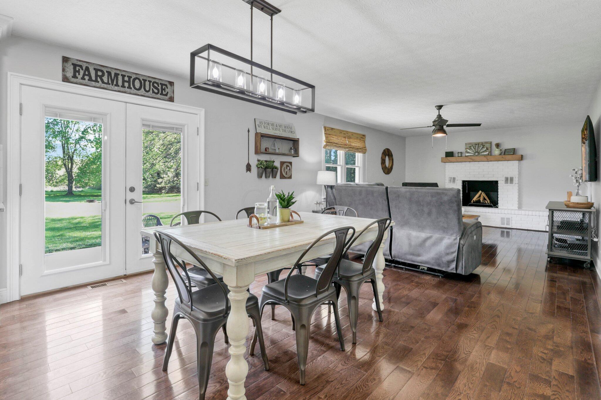 5615 Stemen Road Pickerington, OH 43147 - Photo 21 of 53 View of Eating Space