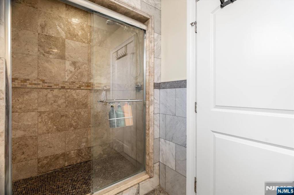 128 Montross Avenue Rutherford, NJ 07070 - Photo 31 of 47