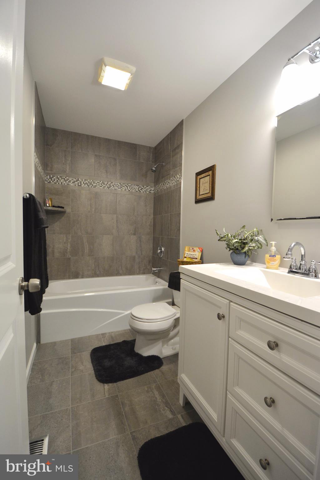 5229 Braddock Road Woodbine, MD 21797 - Photo 17 of 30 Bath