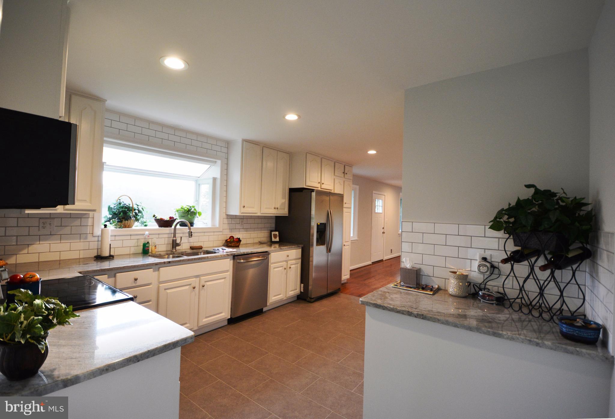5229 Braddock Road Woodbine, MD 21797 - Photo 6 of 30 Kitchen