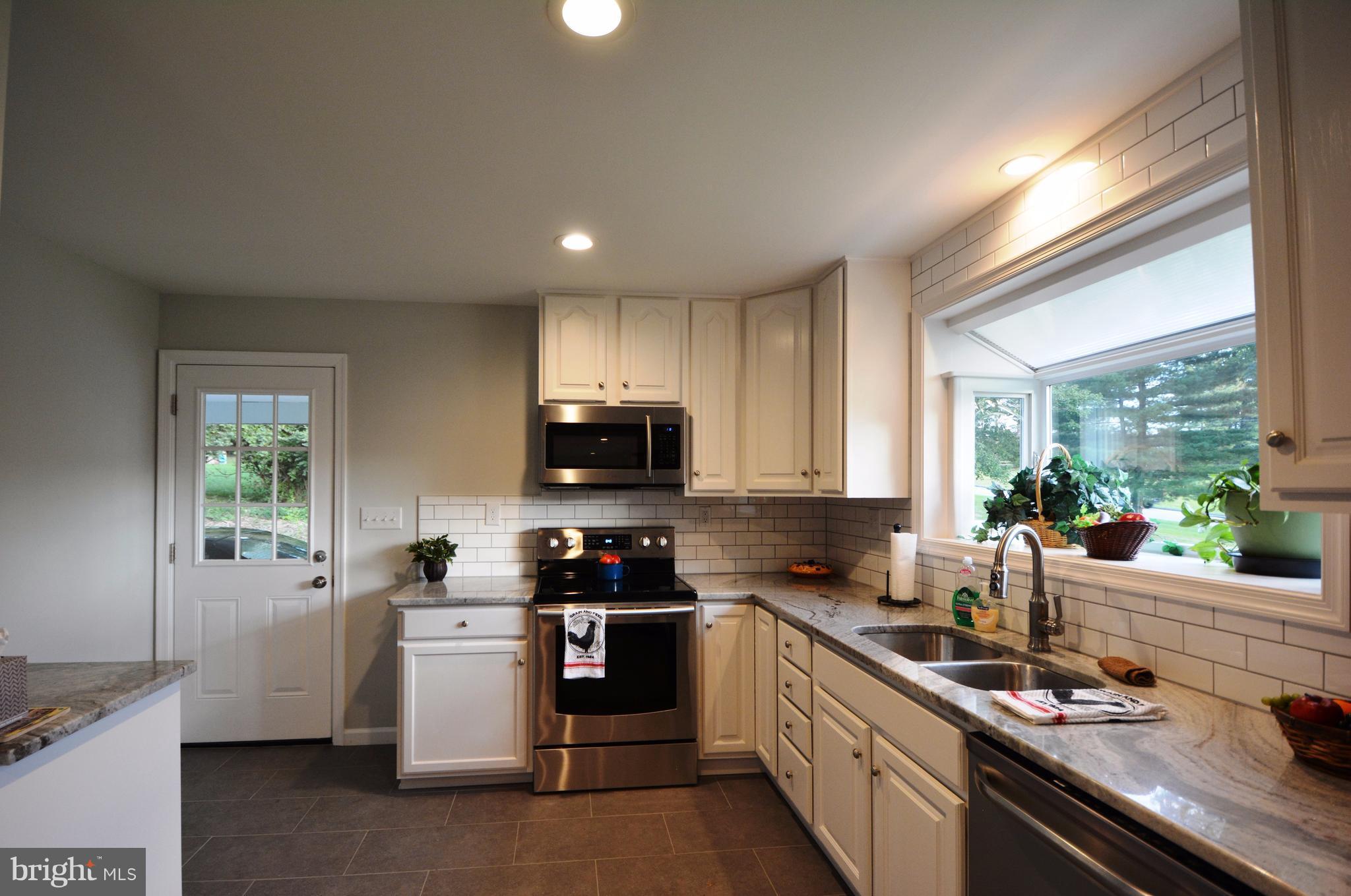 5229 Braddock Road Woodbine, MD 21797 - Photo 7 of 30 Kitchen