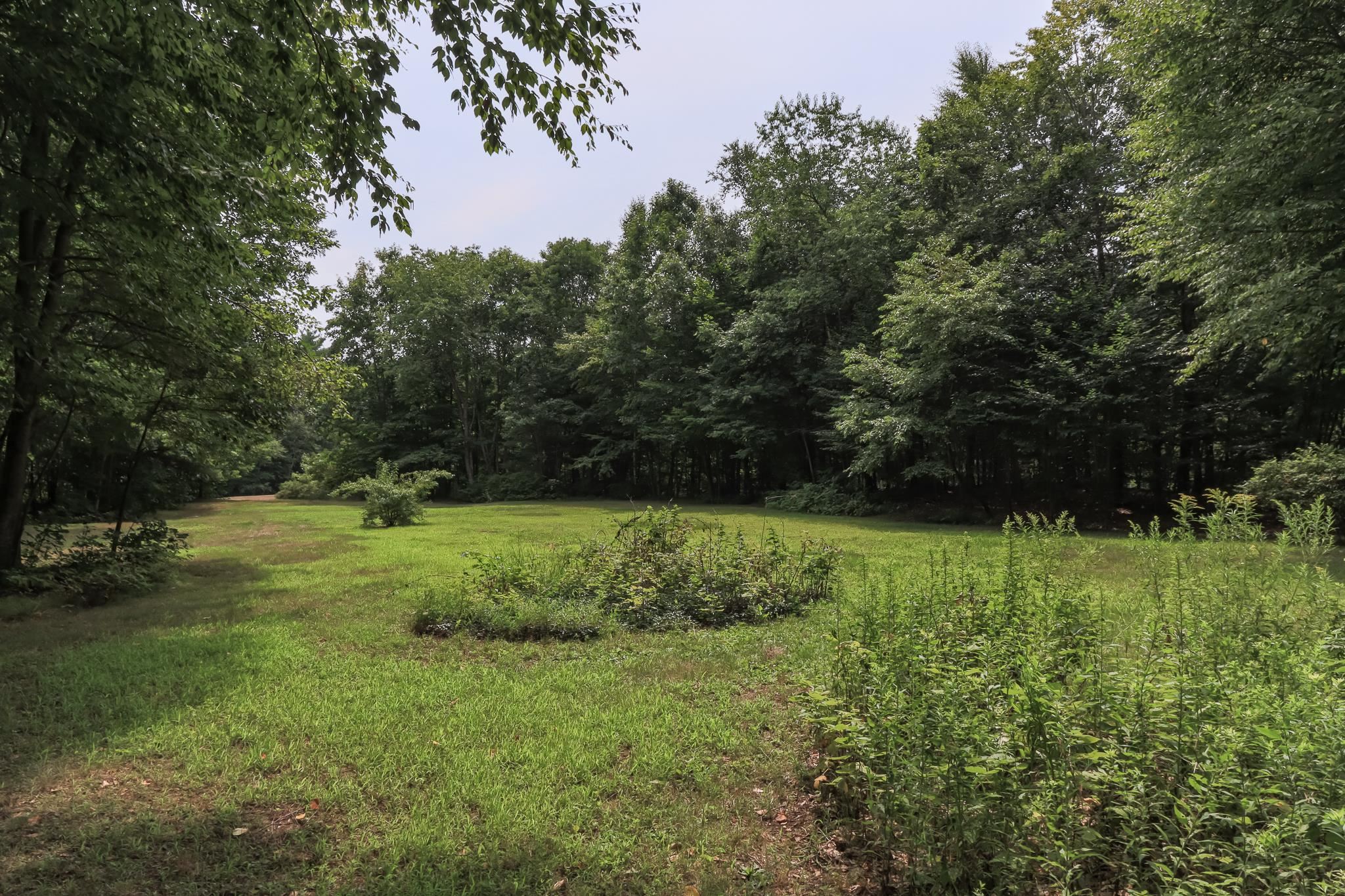 25 Oldham Road Hampstead, NH 03841 - Photo 2 of 18