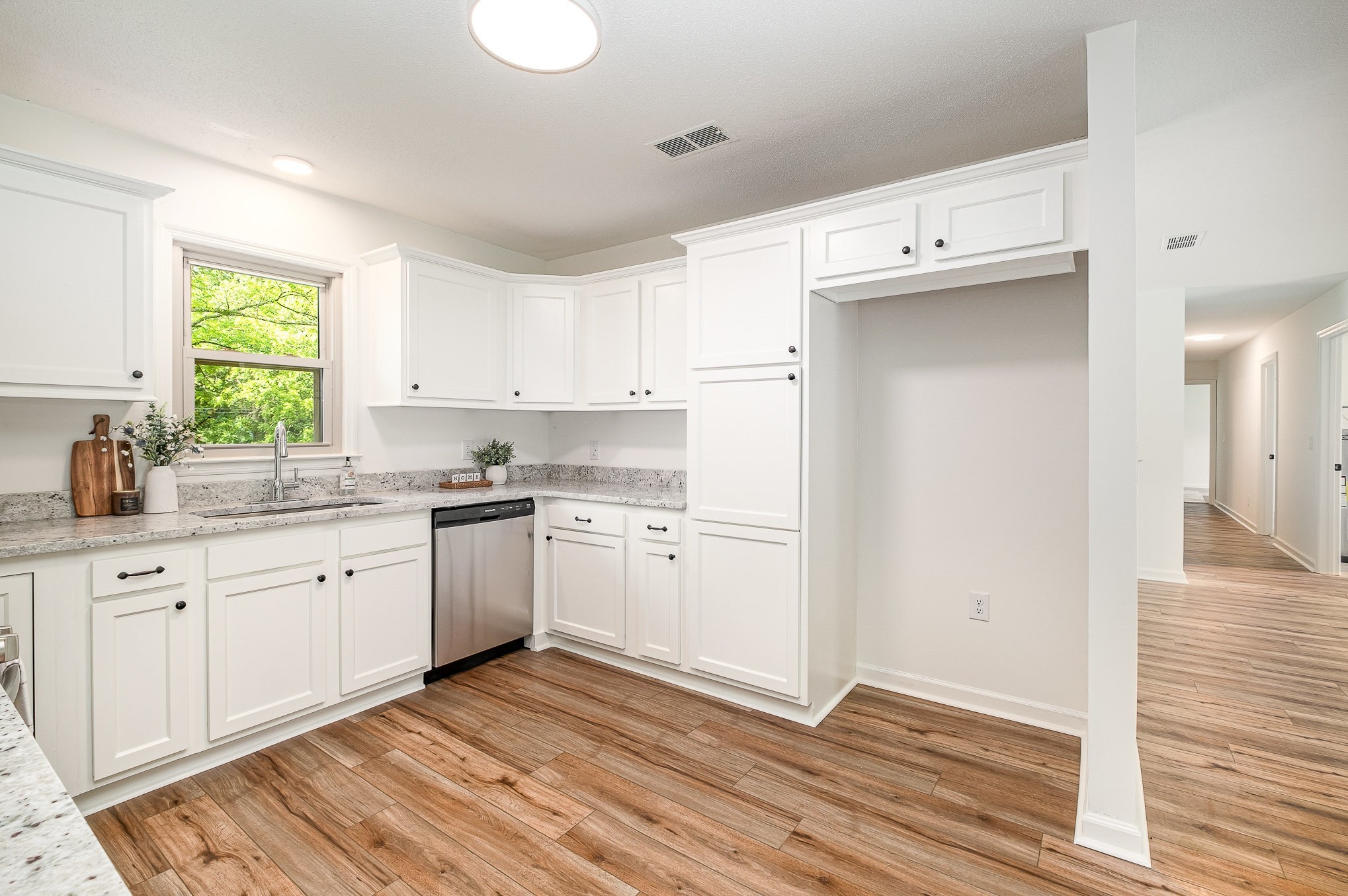868 J D Todd Road Murfreesboro, TN 37129 - Photo 12 of 32 Gallery Image 12