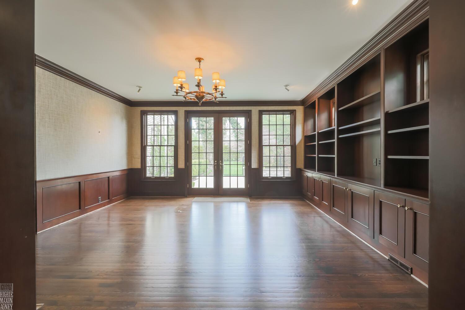 92 Moran Road Grosse Pointe Farms, MI 48236 - Photo 9 of 54