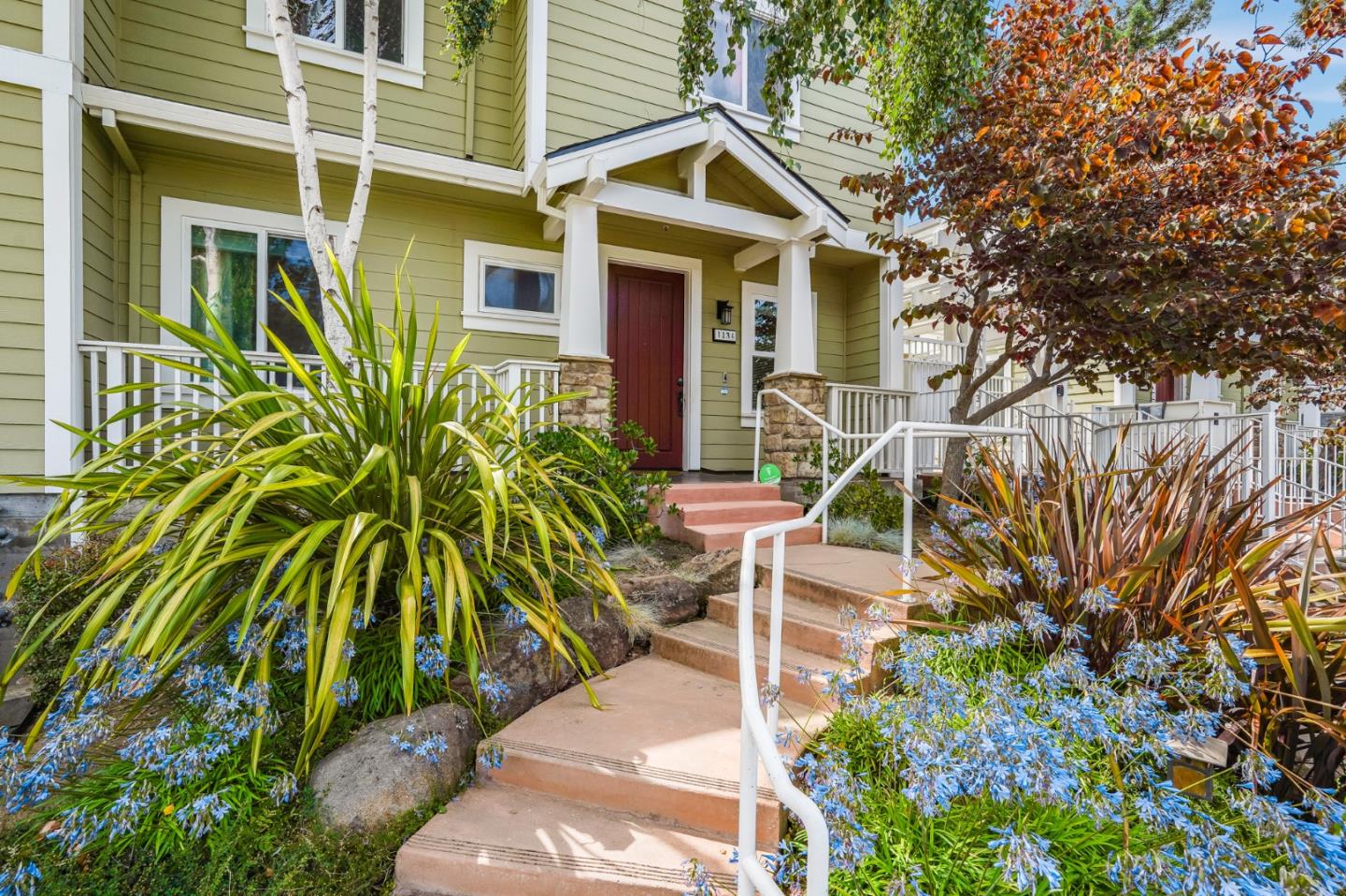 1134 Boranda Avenue Mountain View, CA 94040 - Photo 3 of 40 a house that has a tree in it
