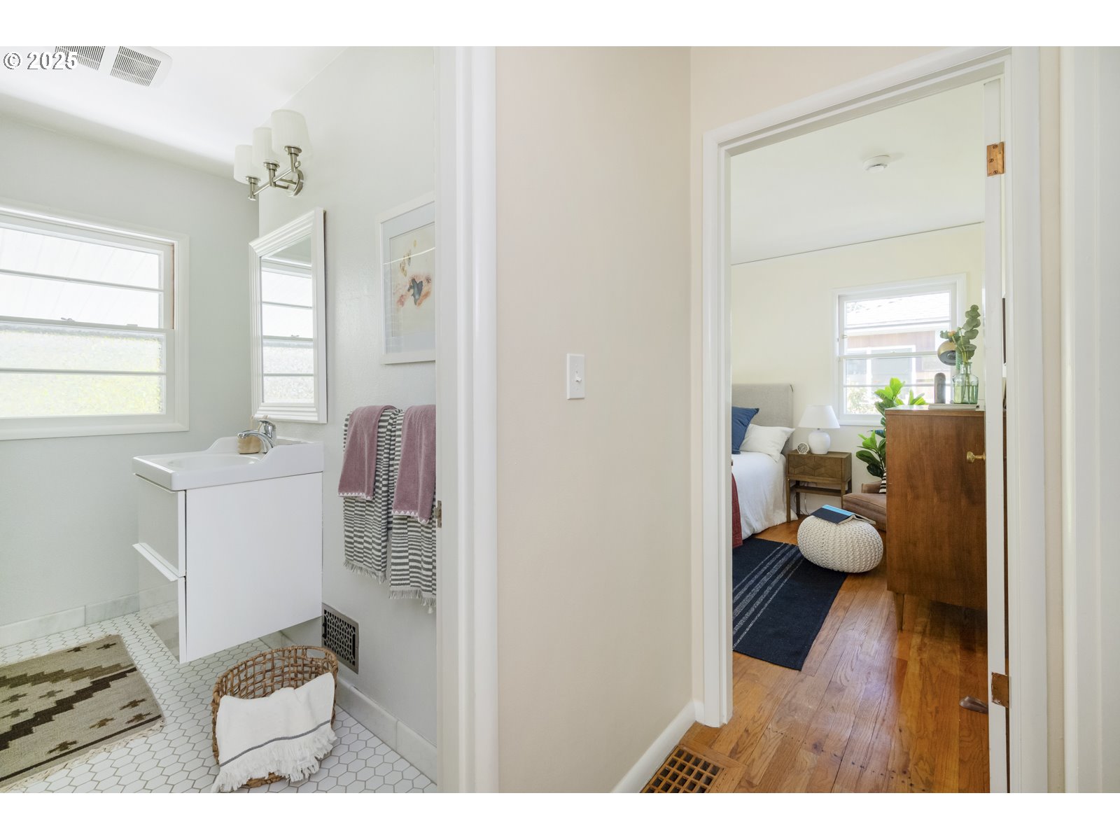 2104 Northeast Rosa Parks Way Portland, OR 97211 - Photo 15 of 33 Gallery Image 15