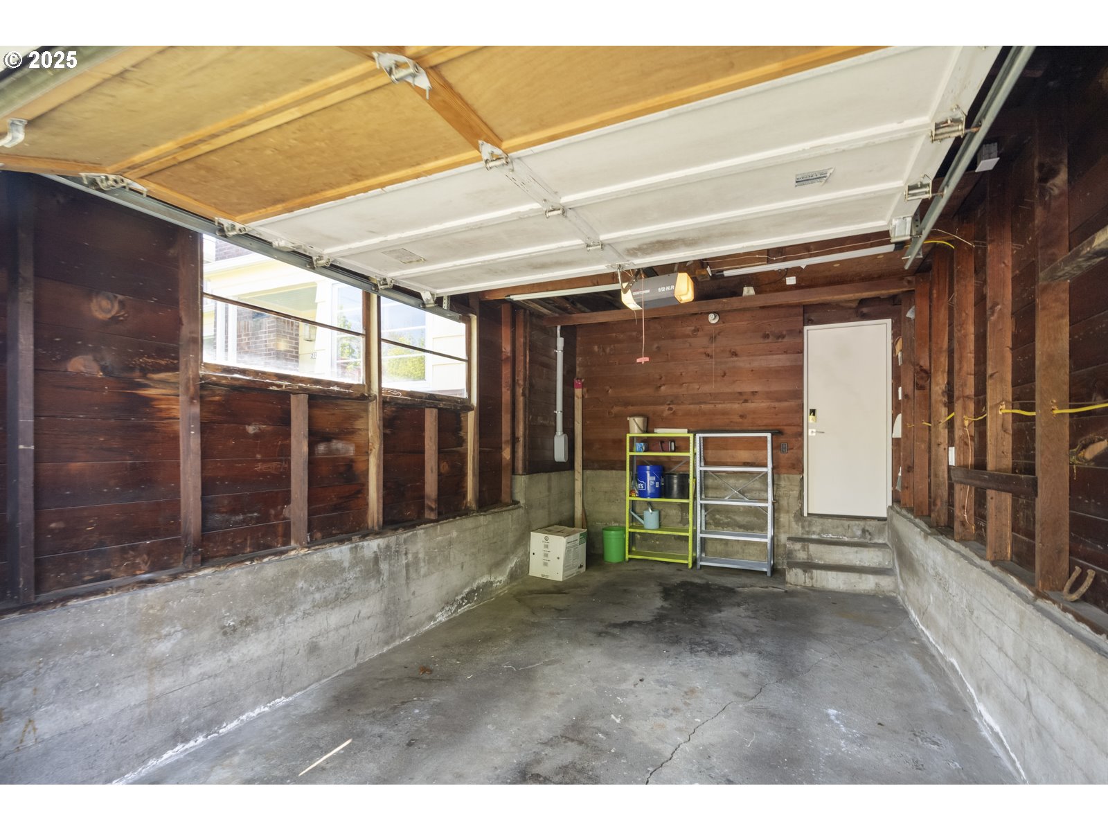 2104 Northeast Rosa Parks Way Portland, OR 97211 - Photo 31 of 33 Gallery Image 31
