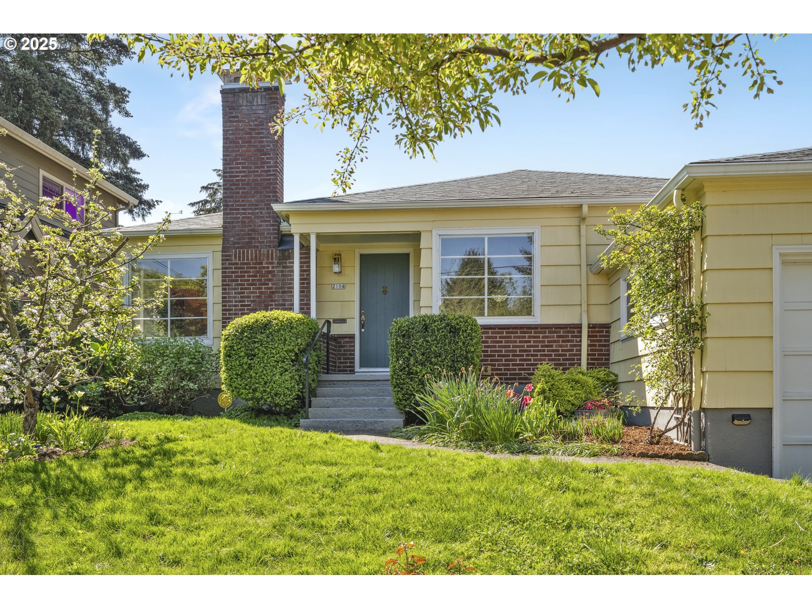 2104 Northeast Rosa Parks Way Portland, OR 97211 - Photo 33 of 33 Gallery Image 33