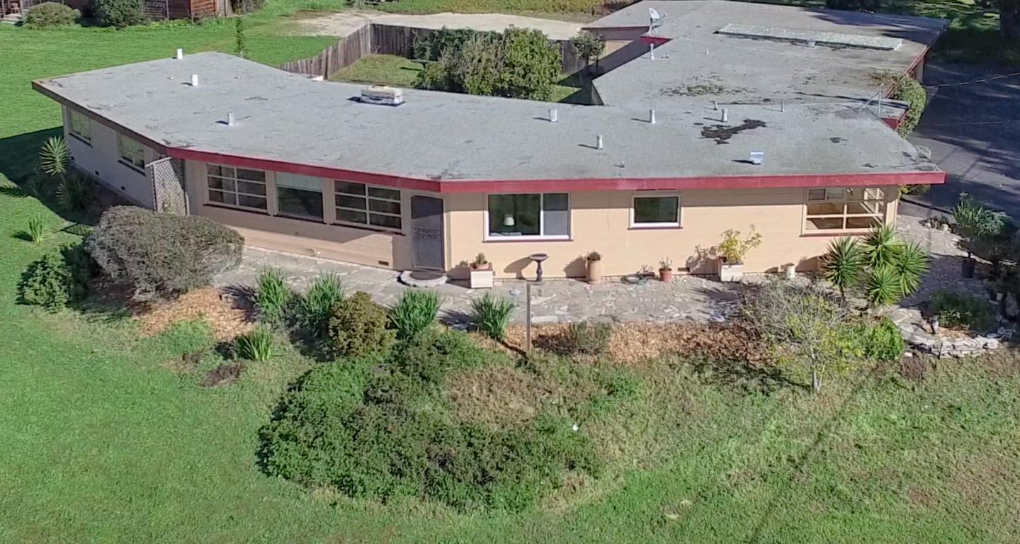 232 Zils Road Watsonville, CA 95076 - Photo 3 of 4