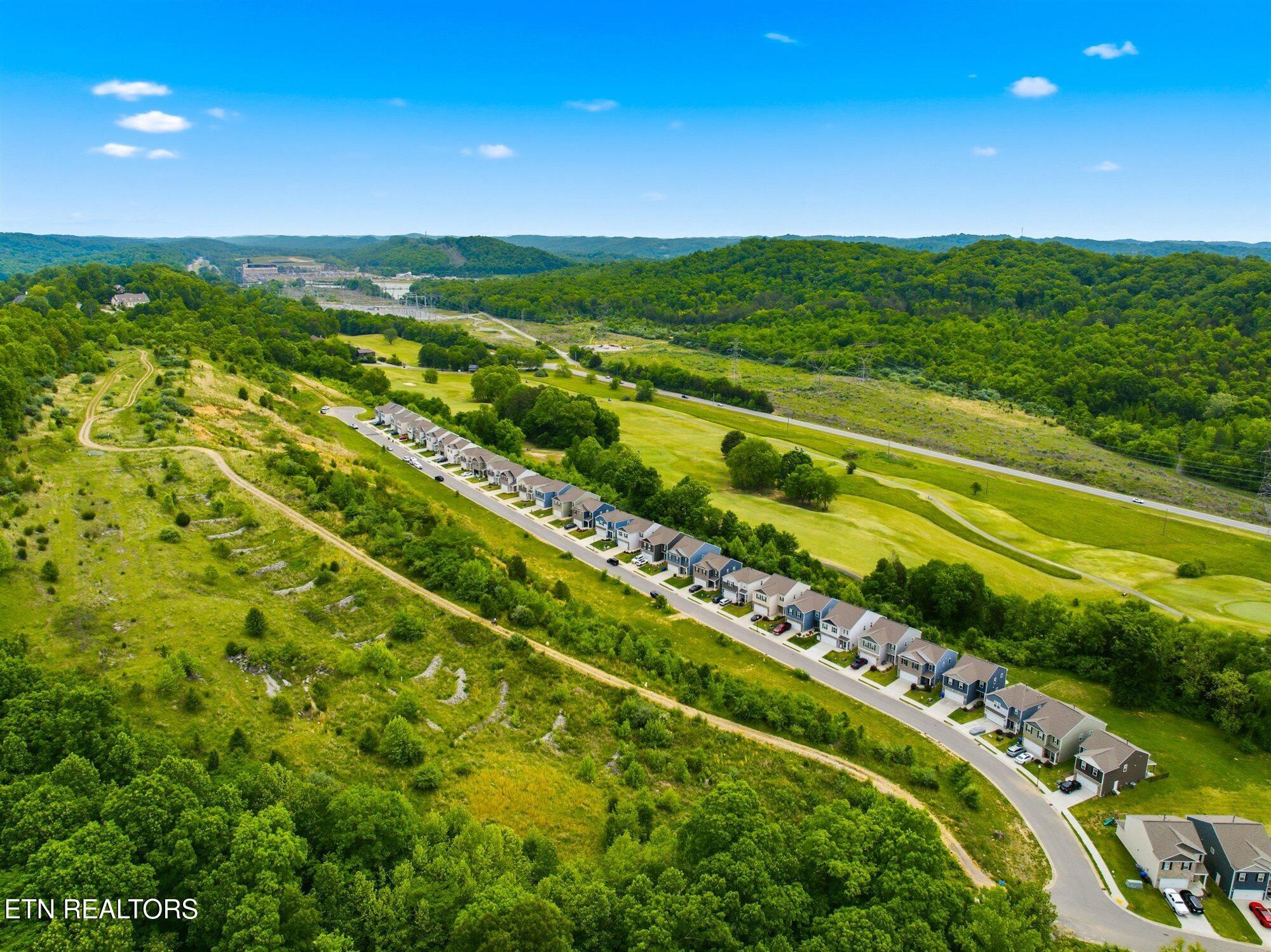 Harbour Pointe Oak Ridge Oak Ridge, TN 37830 - Photo 14 of 23 18-Harbour-Pointe-Ln-Centennial-Vlg-Dr-O