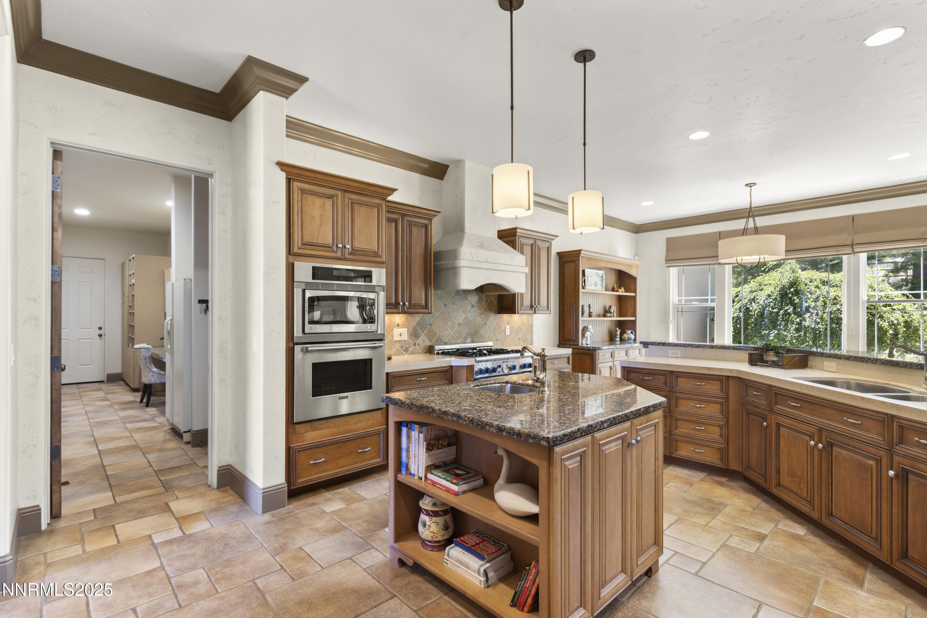 14275 Black Eagle Court Reno, NV 89511 - Photo 21 of 64 Black Eagle Kitchen