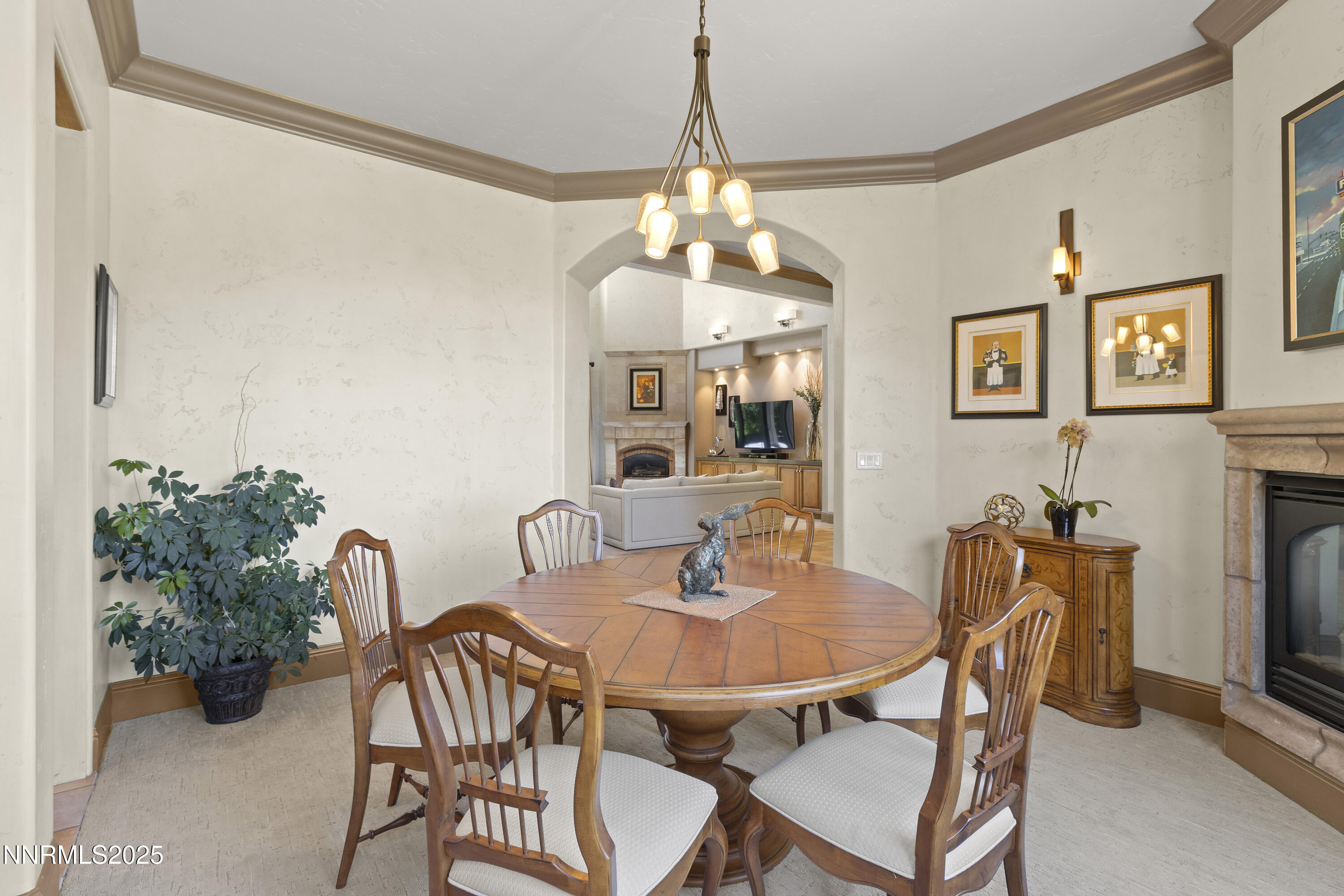 14275 Black Eagle Court Reno, NV 89511 - Photo 34 of 64 Black Eagle Dining Room Looking out
