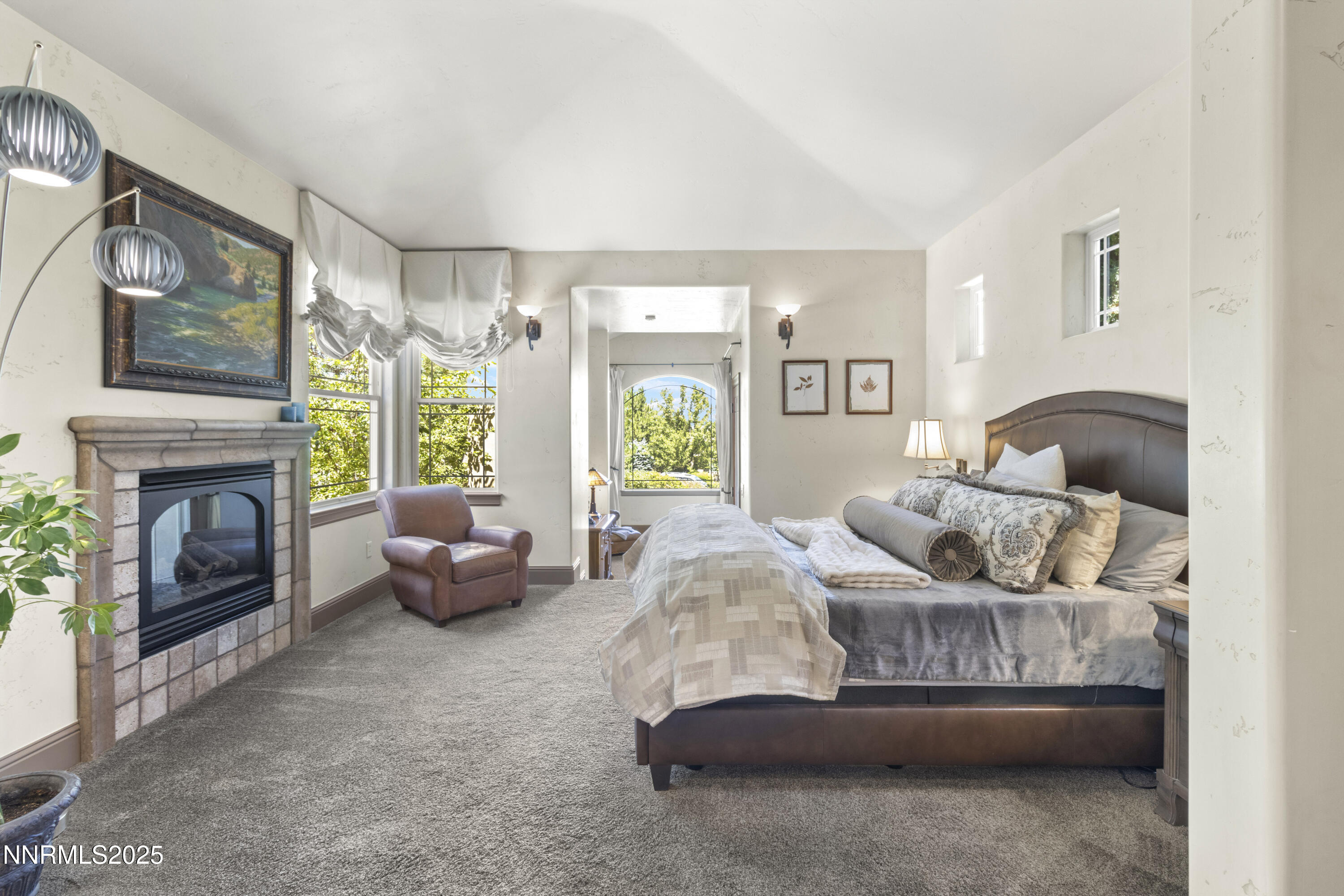 14275 Black Eagle Court Reno, NV 89511 - Photo 36 of 64 Black Eagle Primary with Fireplace