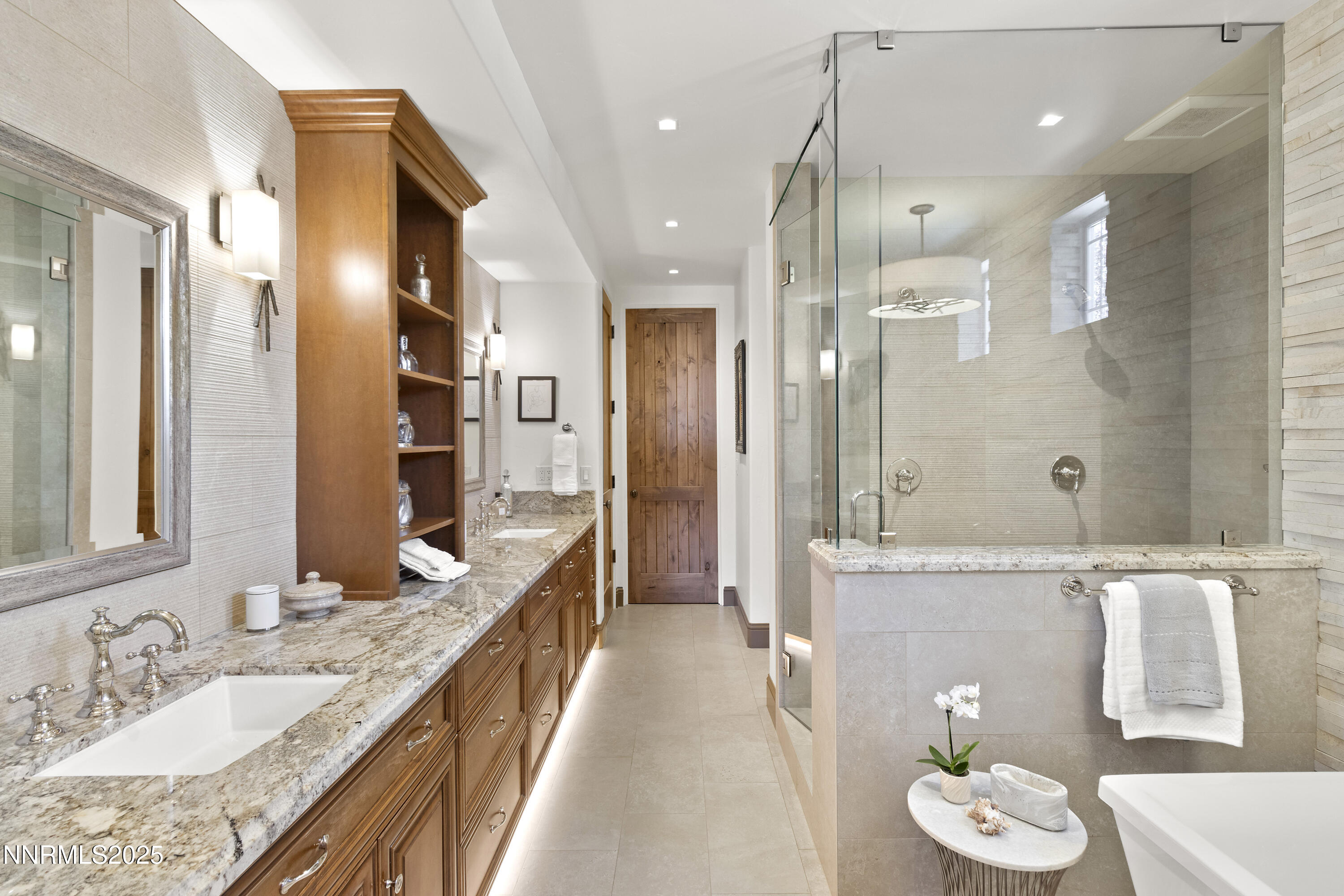 14275 Black Eagle Court Reno, NV 89511 - Photo 41 of 64 Black Eagle Primary Bath 2