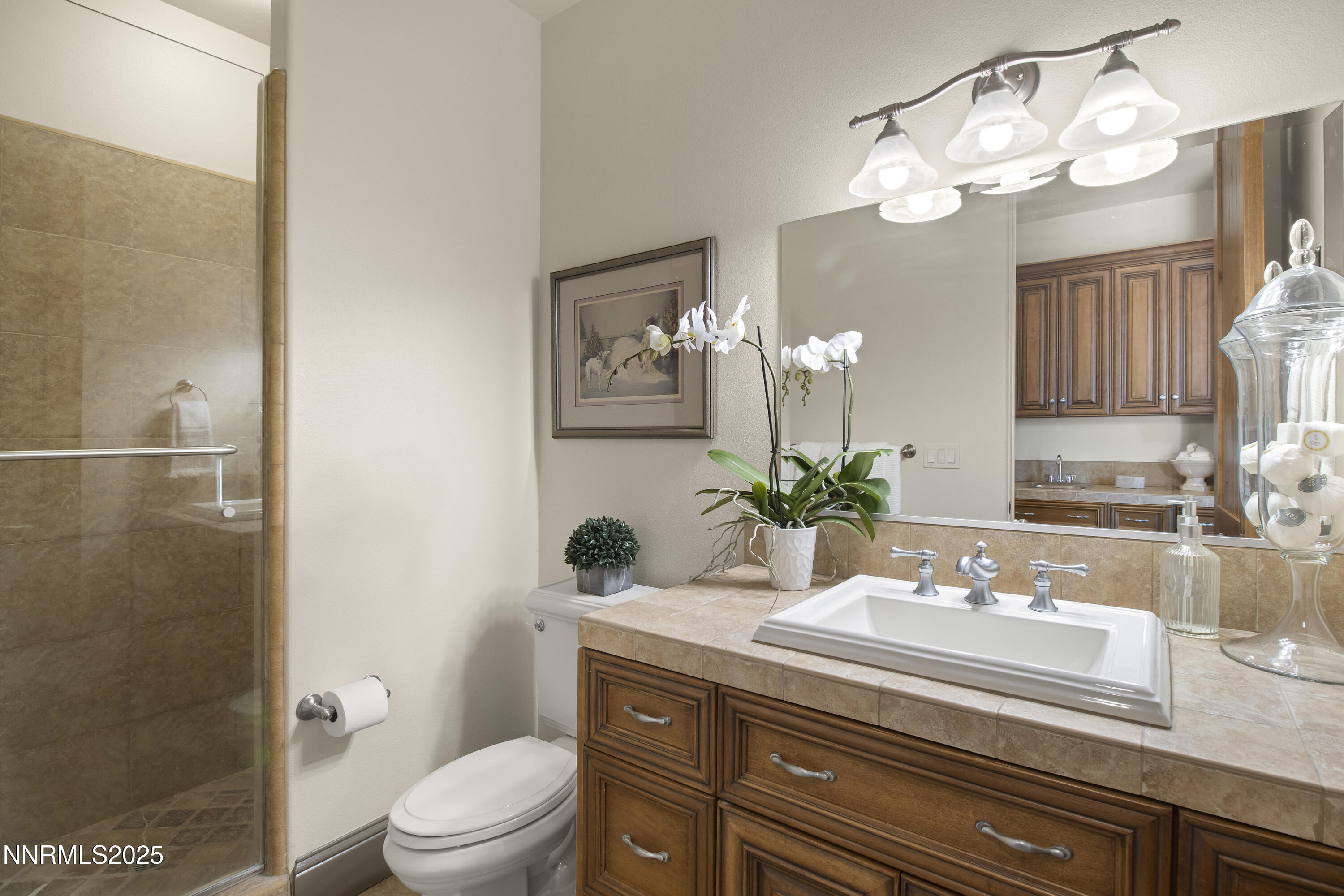 14275 Black Eagle Court Reno, NV 89511 - Photo 51 of 64 Black Eagle En Suite Bath