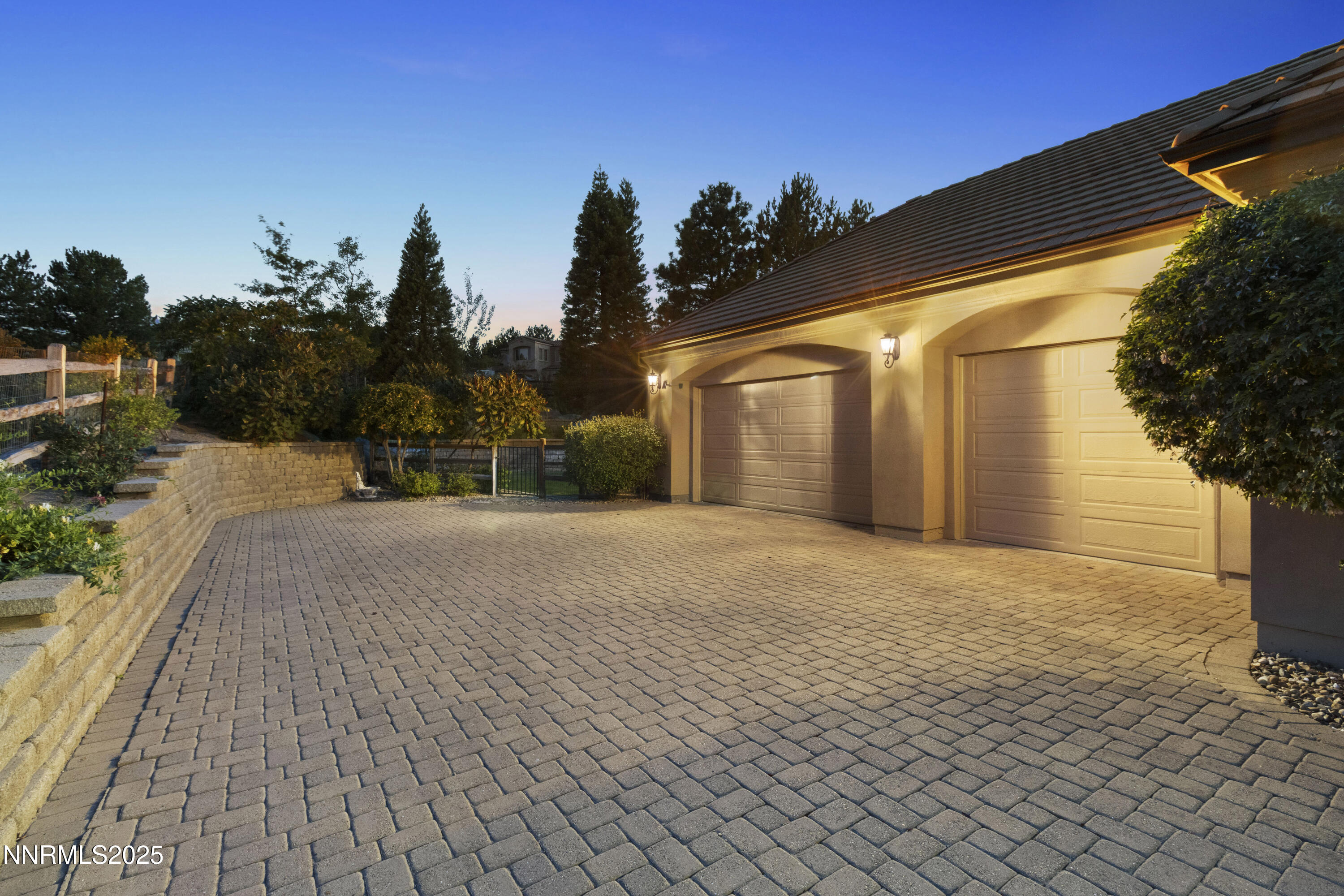 14275 Black Eagle Court Reno, NV 89511 - Photo 54 of 64 Black Eagle Dusk Garages