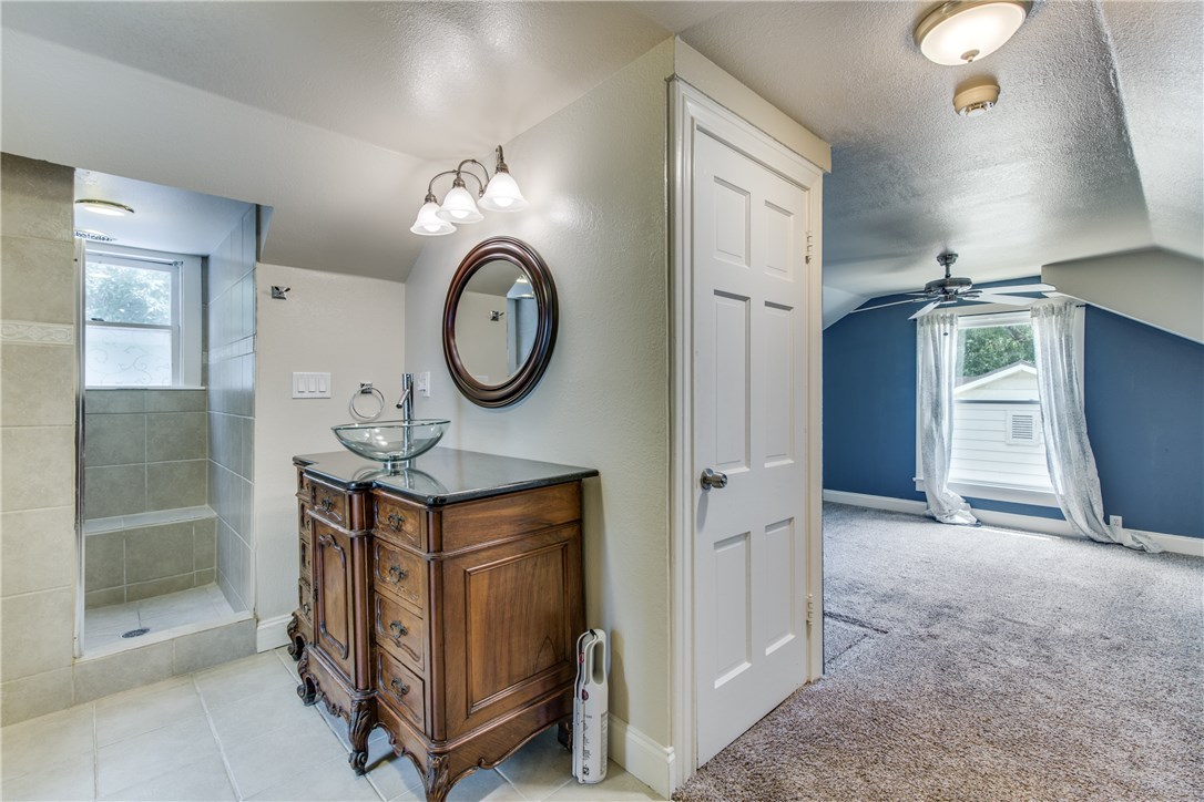 2206 Iva Lane, Unit A Austin, TX 78704 - Photo 13 of 25