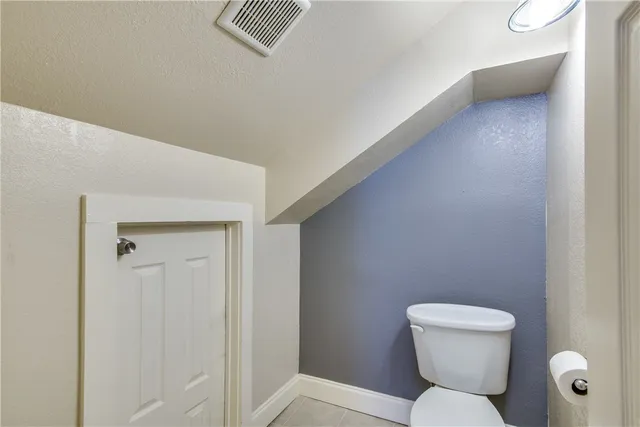 $3,995 | 2206 Iva Lane, Unit A, Austin, TX 78704