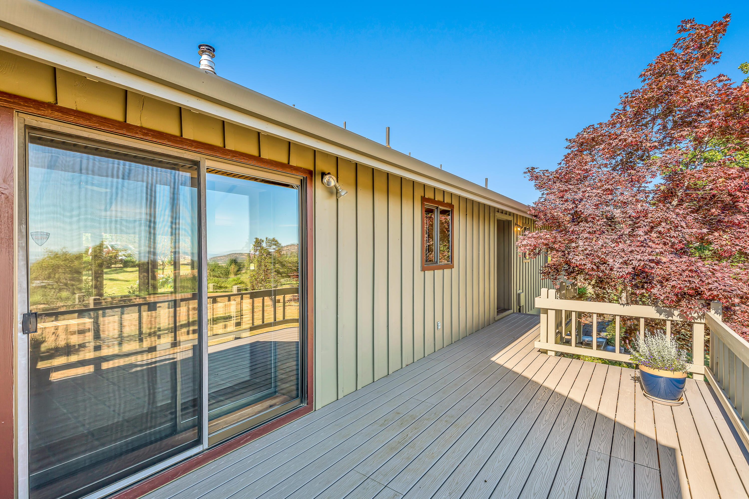 955 Morey Road Talent, OR 97540 - Photo 12 of 32 955 Morey Rd, Talent, OR 97540