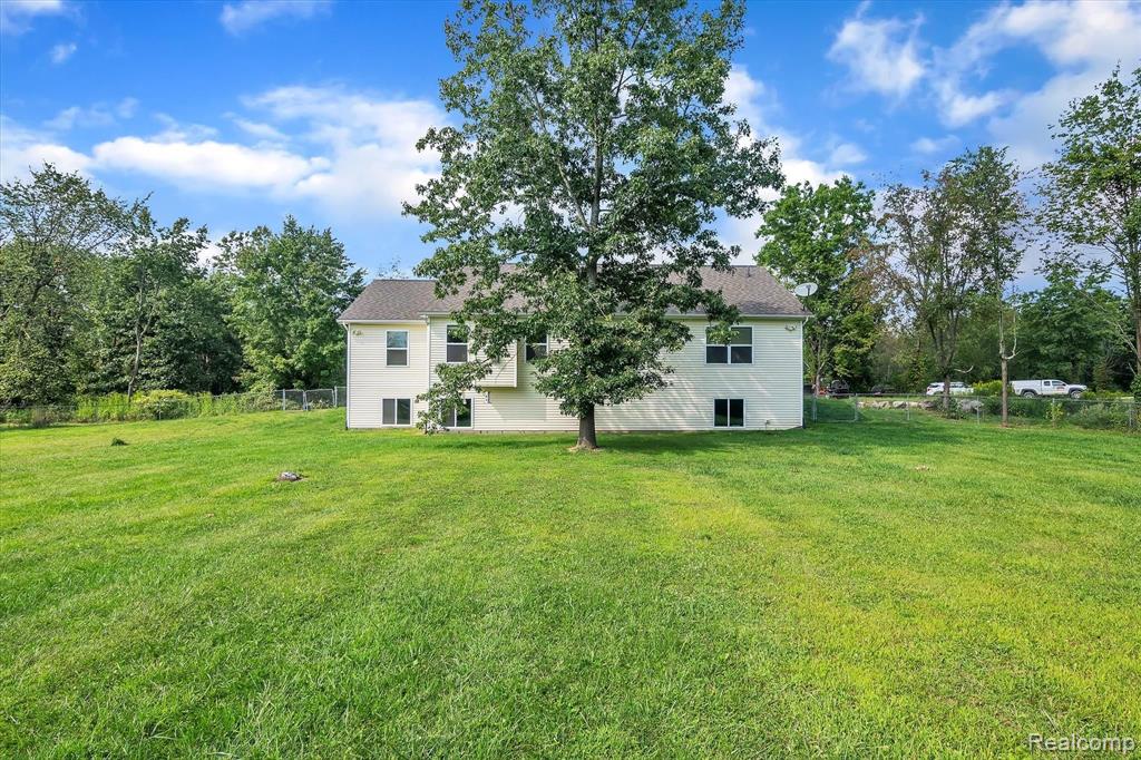 1448 Argentine Road Howell, MI 48843 - Photo 34 of 42