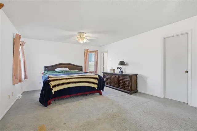 $560,000 | 15806 Northeast 176th Street, Holt, MO 64048