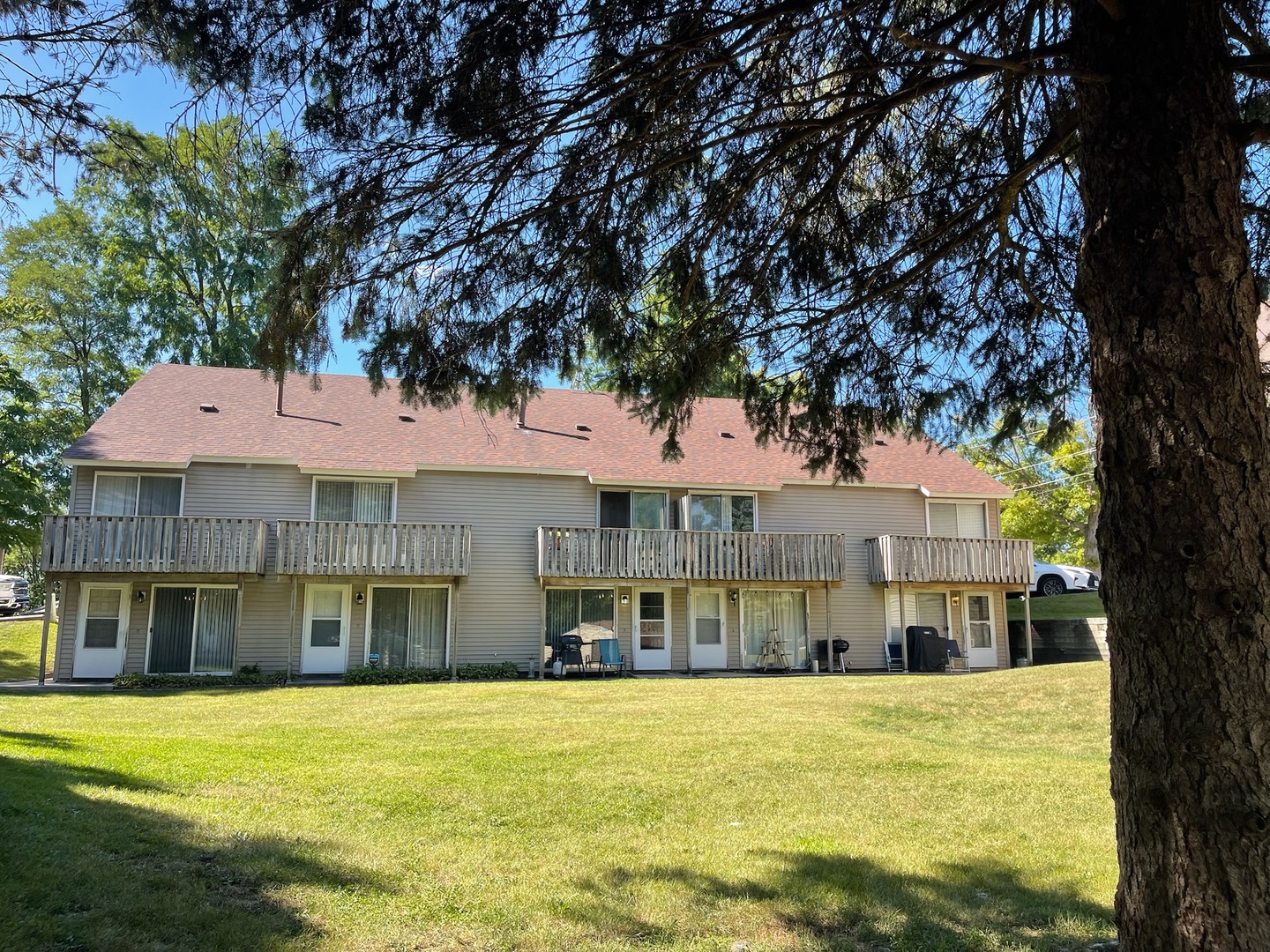 149 Forest Avenue, Unit D Fox Lake, IL 60020 - Photo 32 of 44