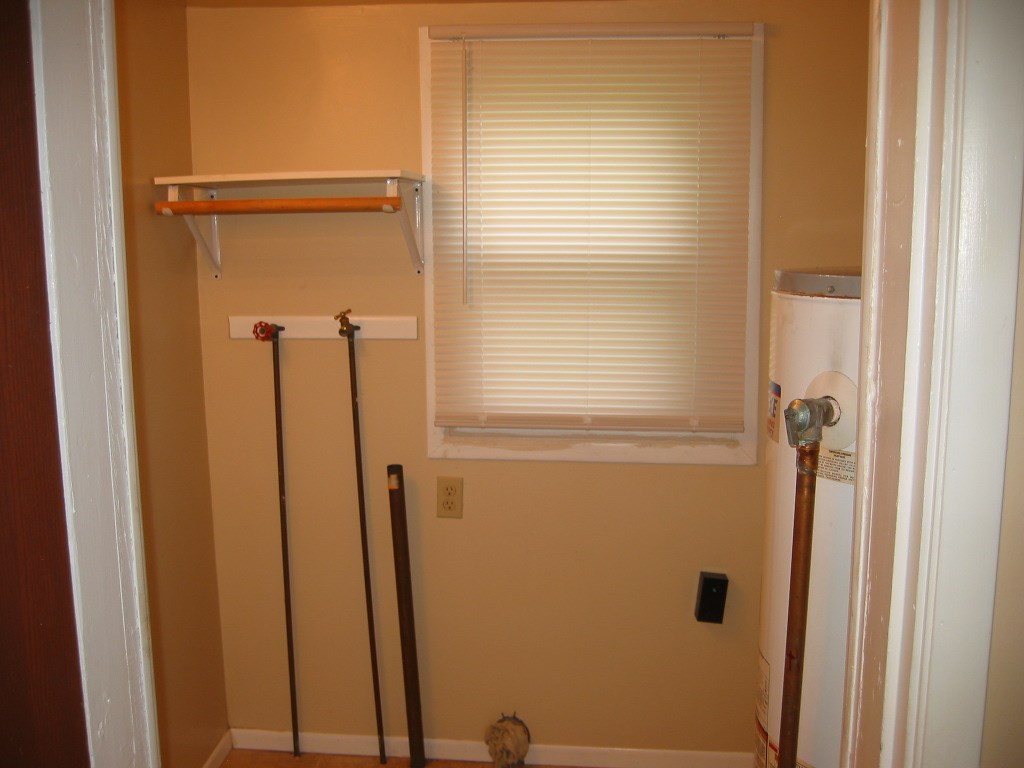 318 Riley Avenue Greenfield, IN 46140 - Photo 13 of 17 Gallery Image 13