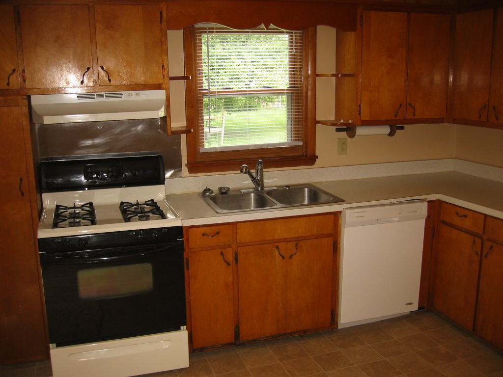 318 Riley Avenue Greenfield, IN 46140 - Photo 7 of 17 Gallery Image 7