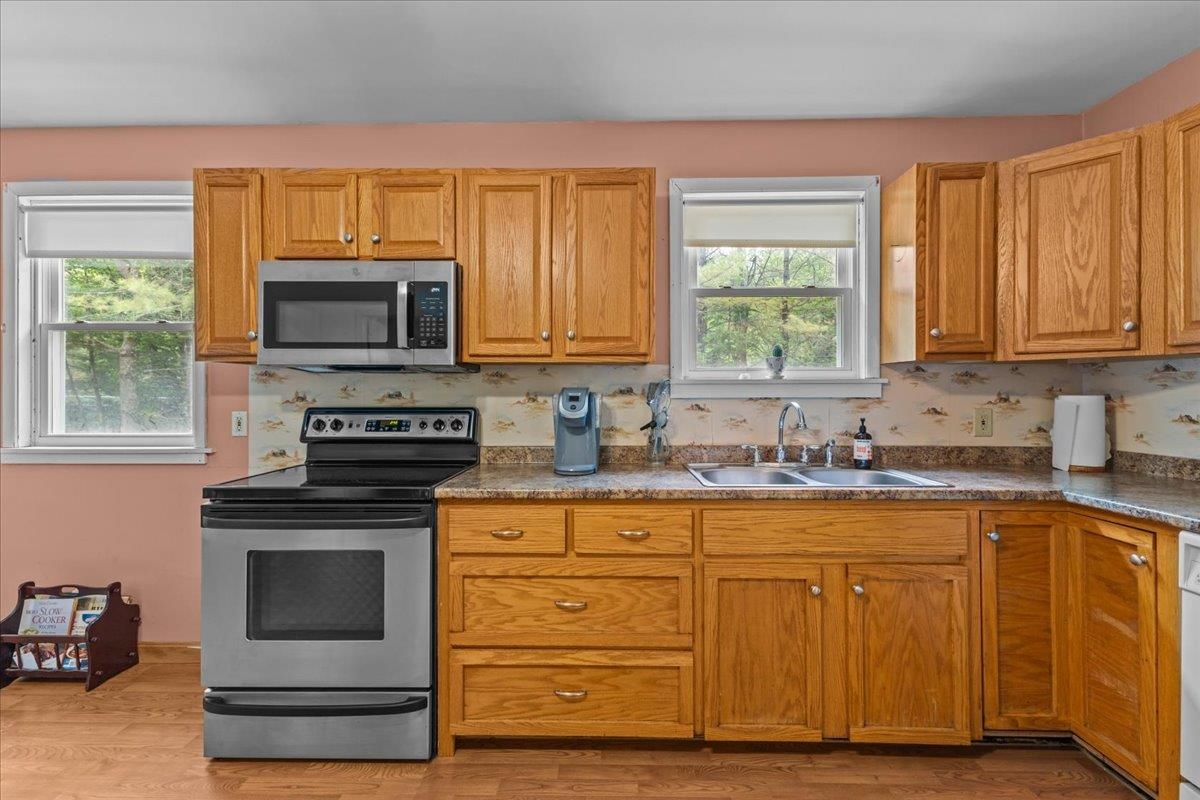 89 Catella Road Essex, VT 05452 - Photo 11 of 49 Gallery Image 11