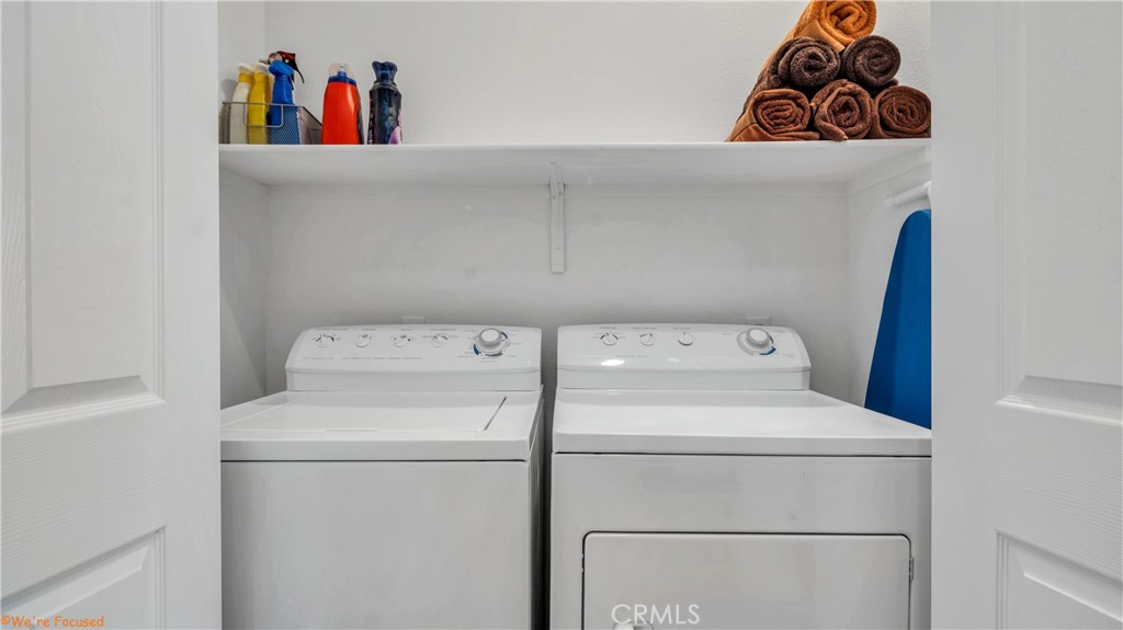 80943 Via Puerta Azul La Quinta, CA 92253 - Photo 27 of 48 Laundry Area