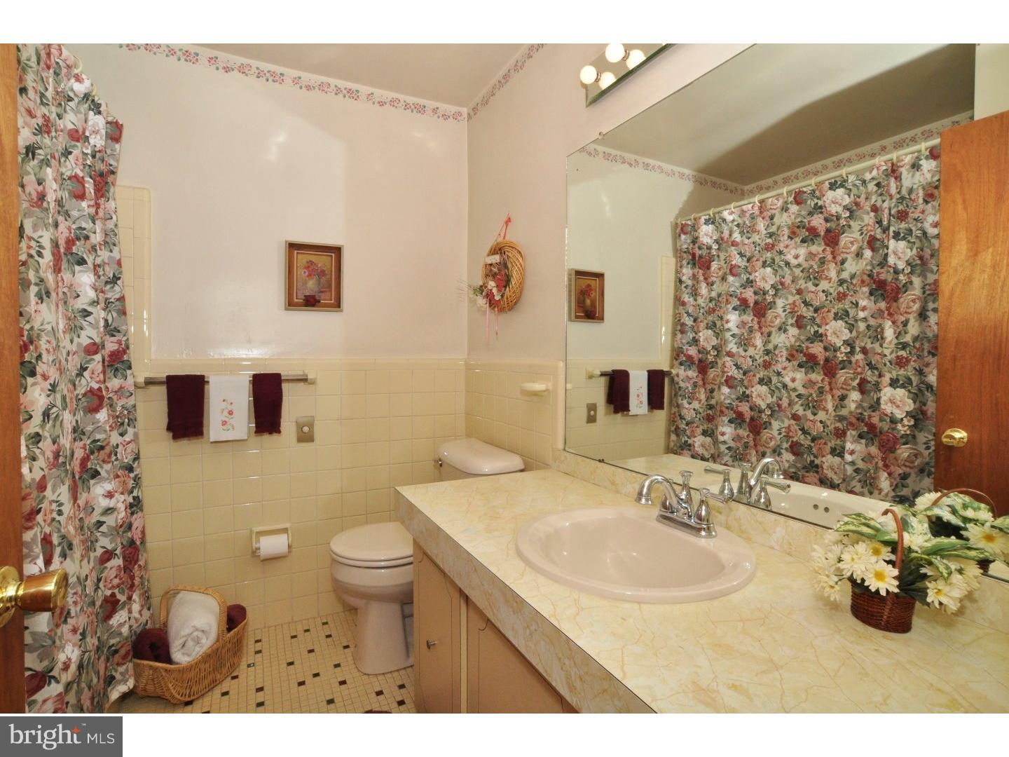 1144 Frederick Road Jenkintown, PA 19046 - Photo 13 of 24