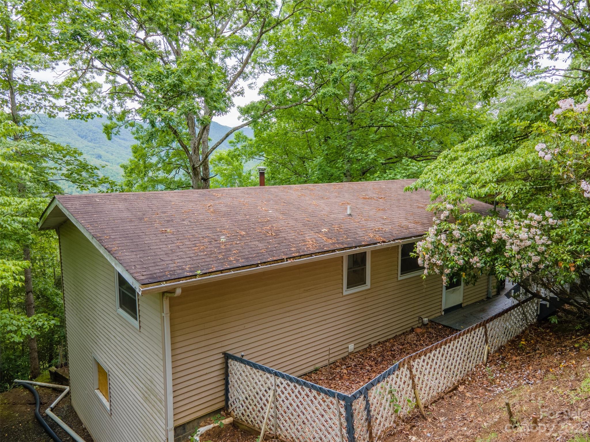 21 Turtle Rock Lane Tuckasegee, NC 28783 - Photo 23 of 32 a aerial view of a house with a yard