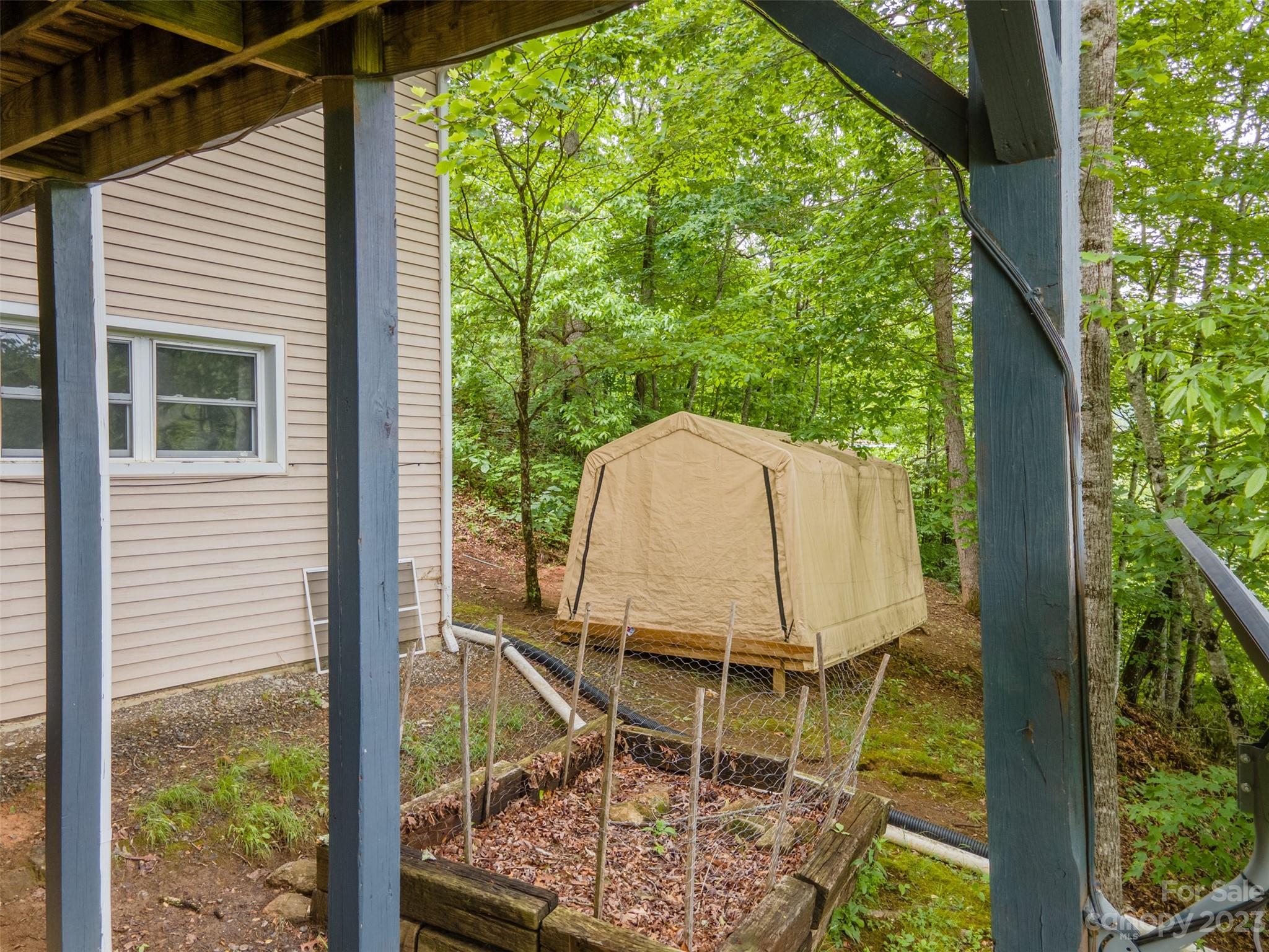 21 Turtle Rock Lane Tuckasegee, NC 28783 - Photo 26 of 32 a view of a balcony
